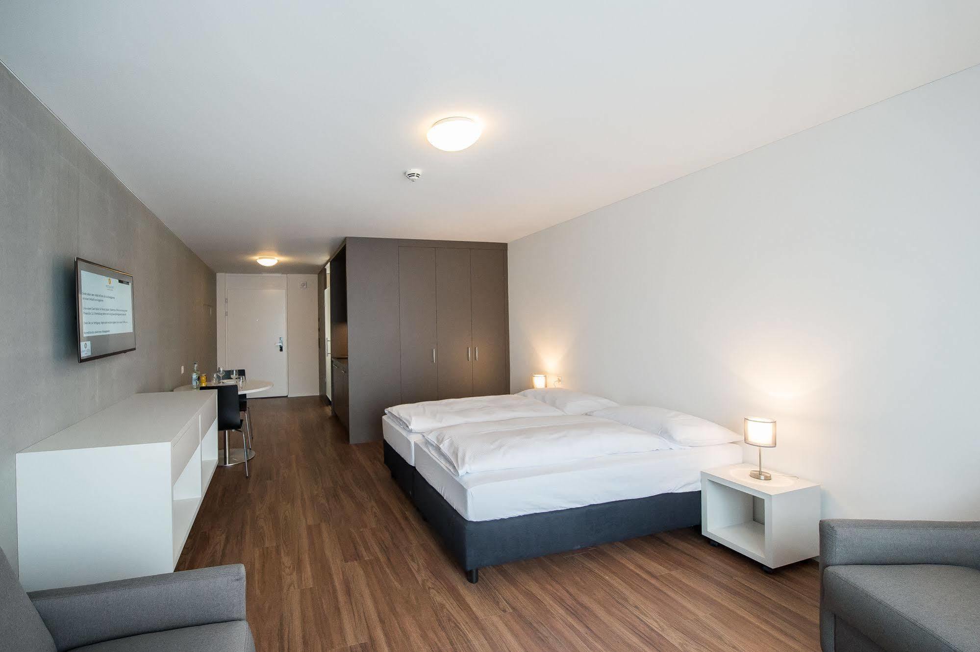 Aparthotel Baden Eksteriør bilde